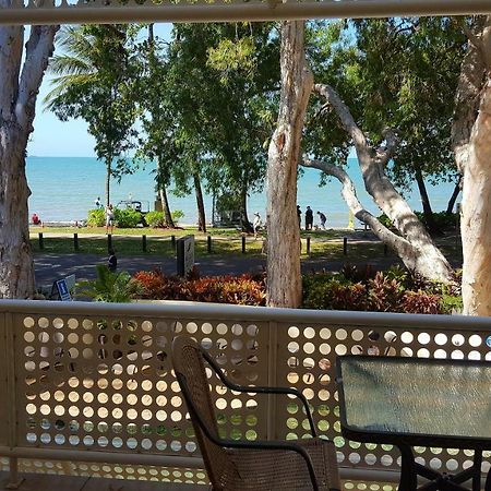 On Palm Cove Beachfront Apartments Eksteriør bilde