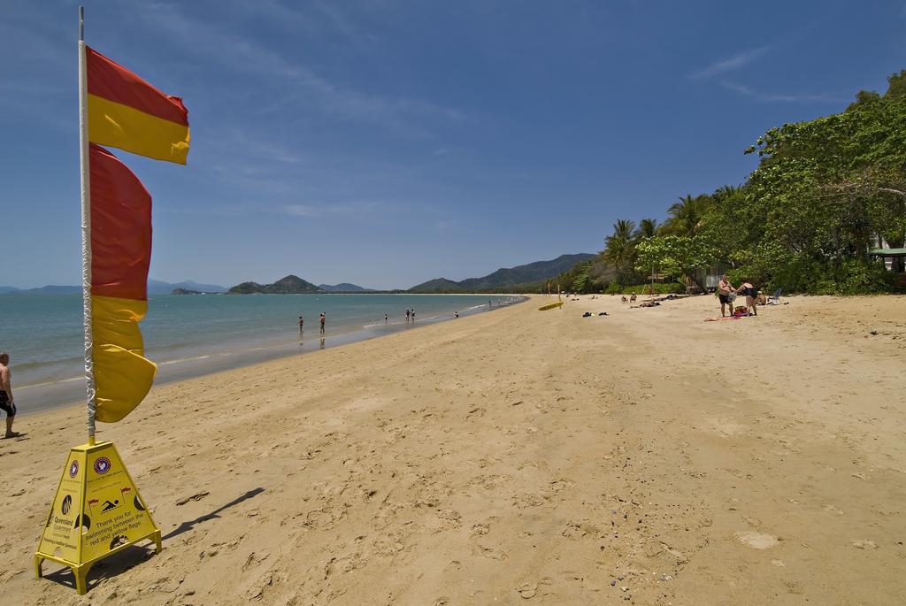 On Palm Cove Beachfront Apartments Eksteriør bilde