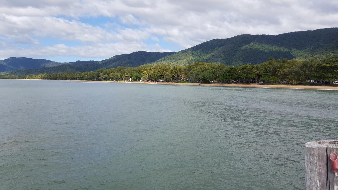 On Palm Cove Beachfront Apartments Eksteriør bilde