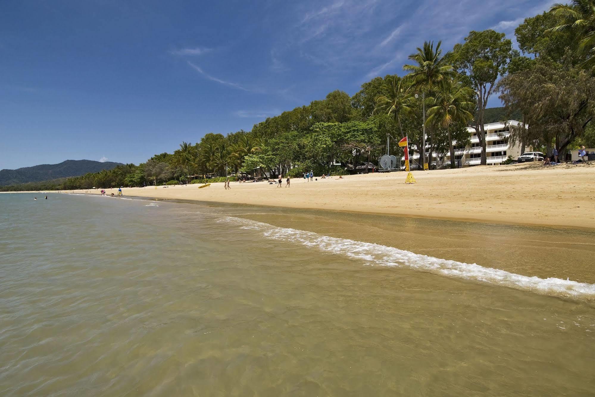 On Palm Cove Beachfront Apartments Eksteriør bilde