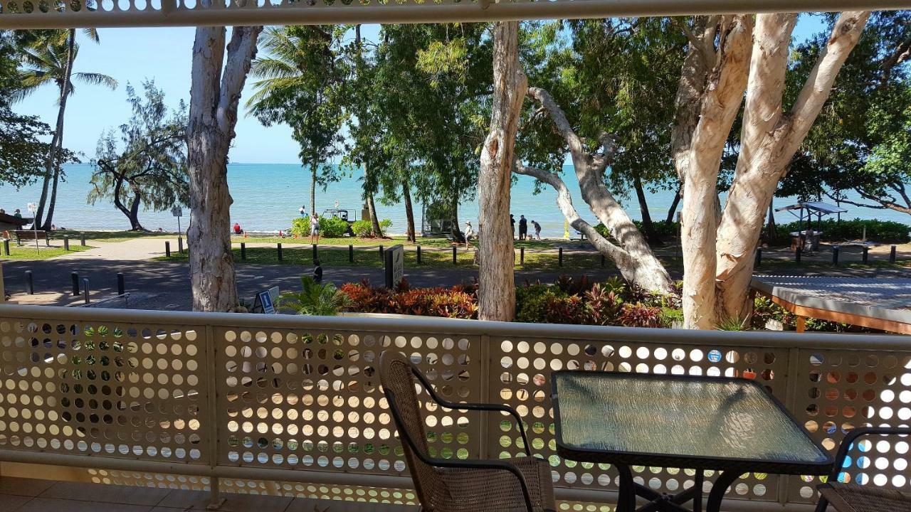 On Palm Cove Beachfront Apartments Eksteriør bilde